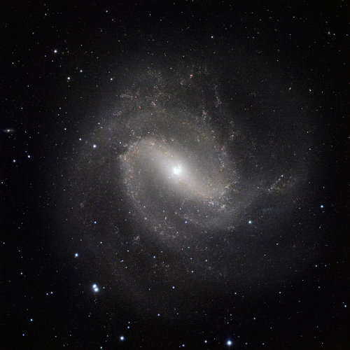 Zdjęcie klasycznej galaktyki spiralnej w podczerwieni
