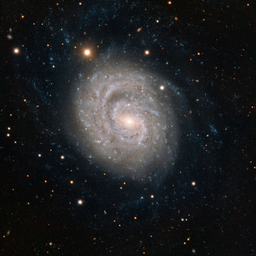 Spiralna piękność z gasnącą supernową